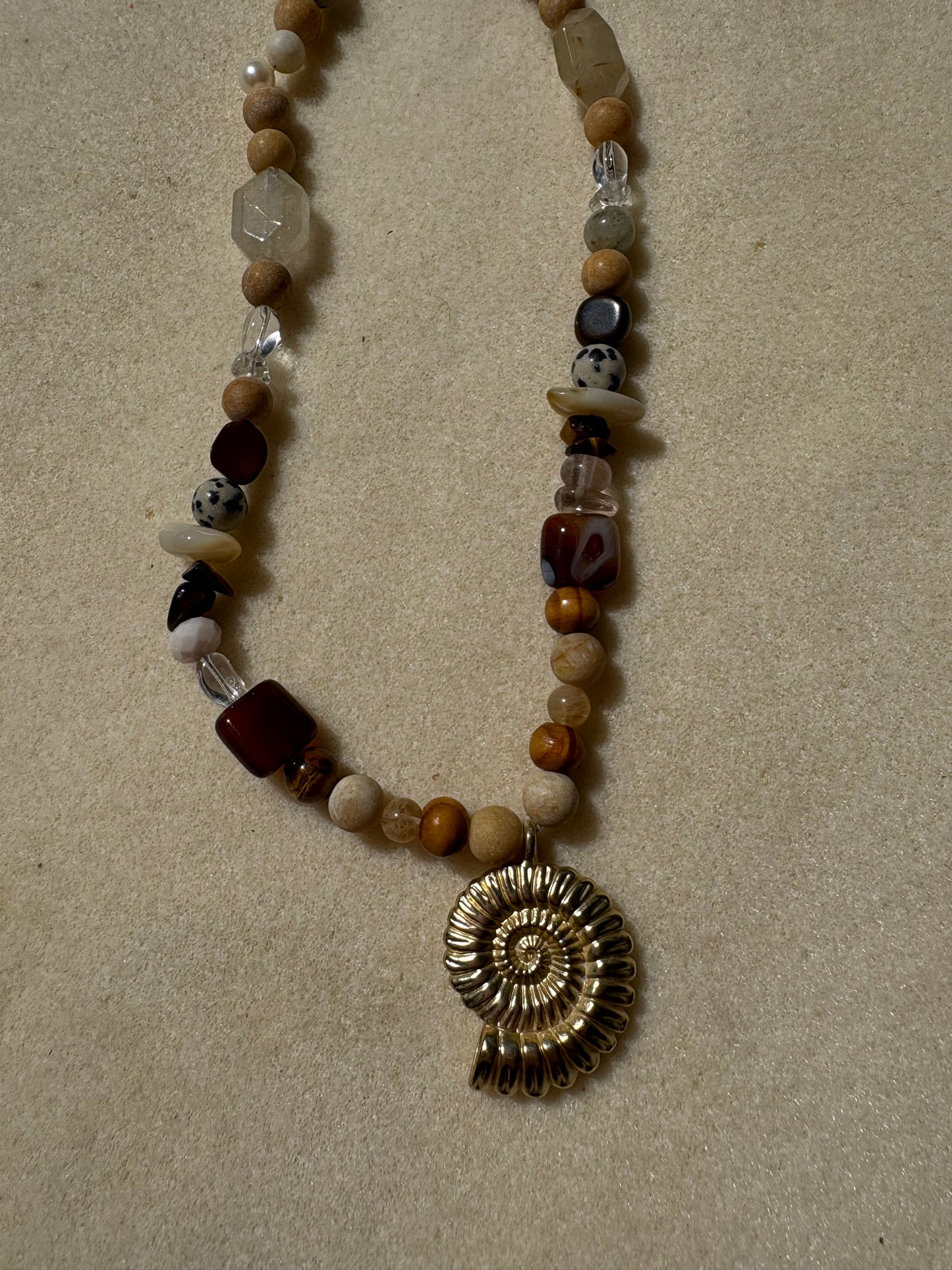 Arena necklace